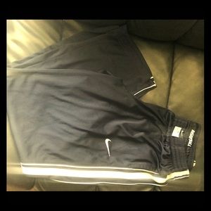 Nike Basketball Pants size M